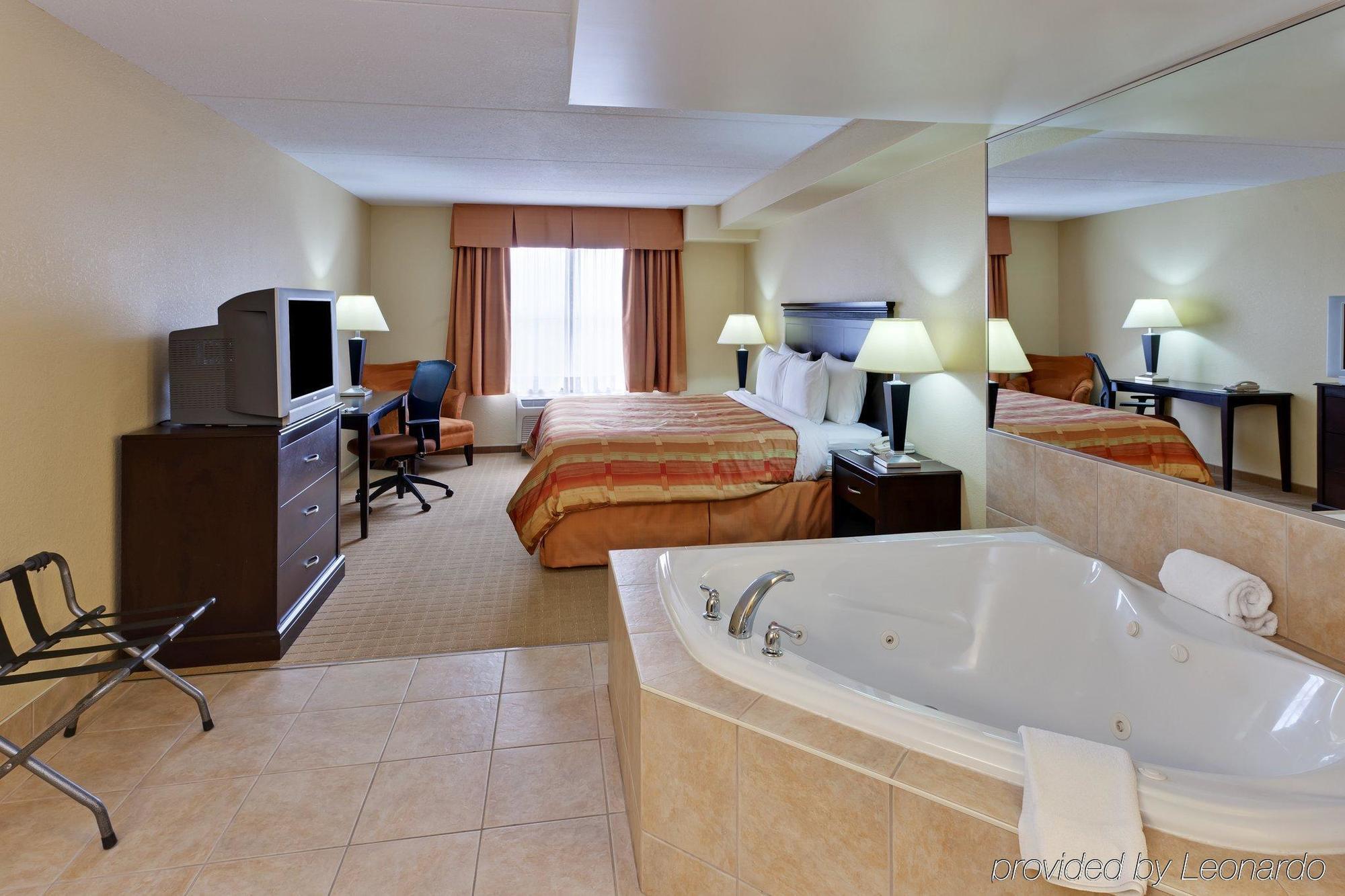 Country Inn & Suites By Radisson Niagara Falls Room photo